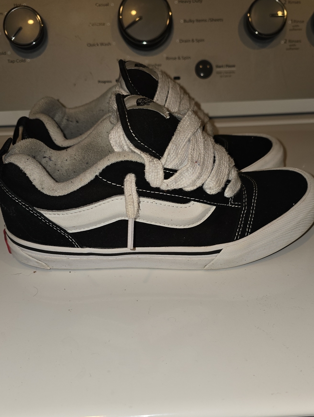 Vans Off The Wall Shoes- Black And White